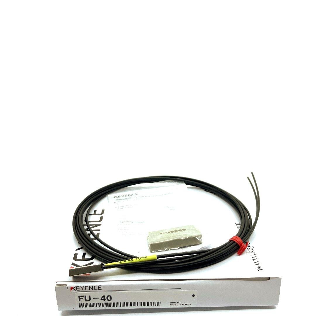 The KEYENCE FU 40 Reflective Fiber Unit