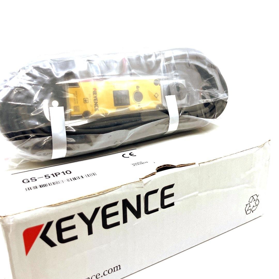 The KEYENCE GS-51P10 Safety Interlock Switches